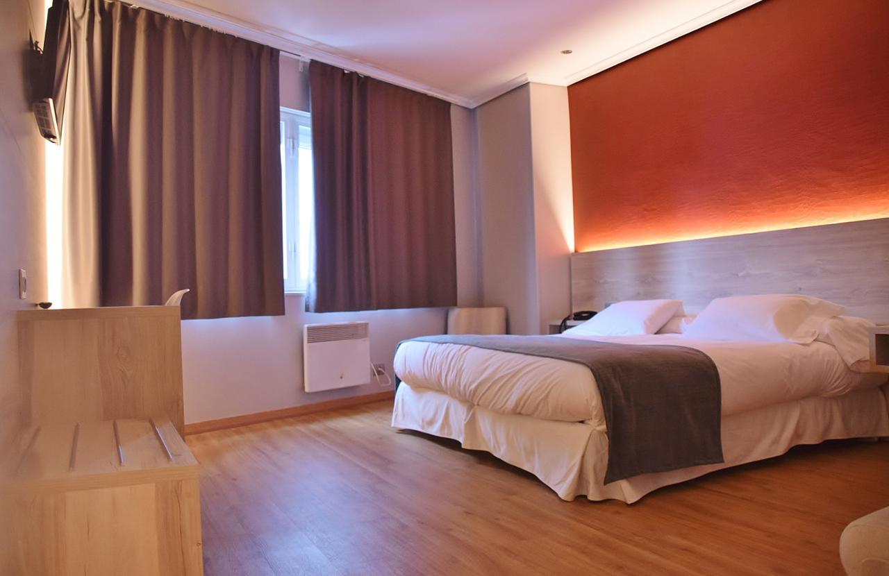 Hospedium Hotel La Marina Costa Da Morte Сее Екстер'єр фото