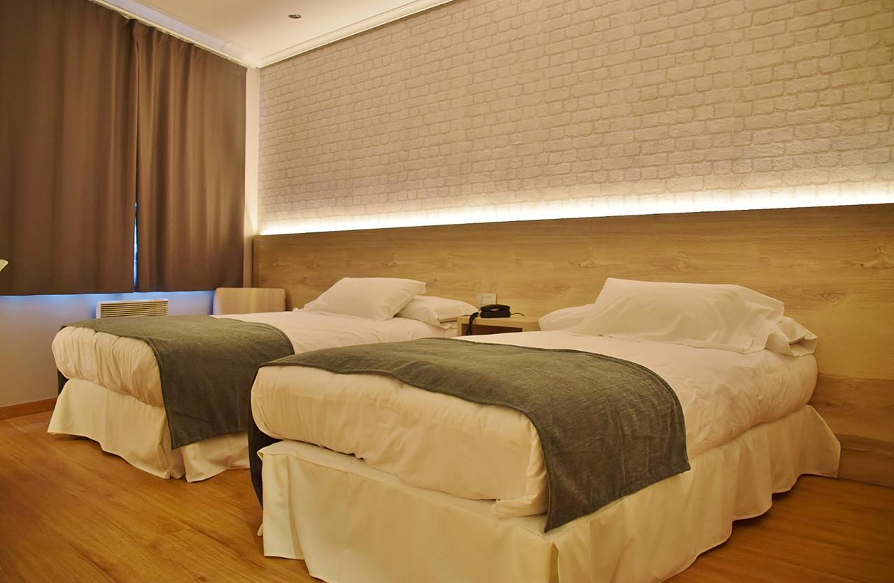 Hospedium Hotel La Marina Costa Da Morte Сее Екстер'єр фото