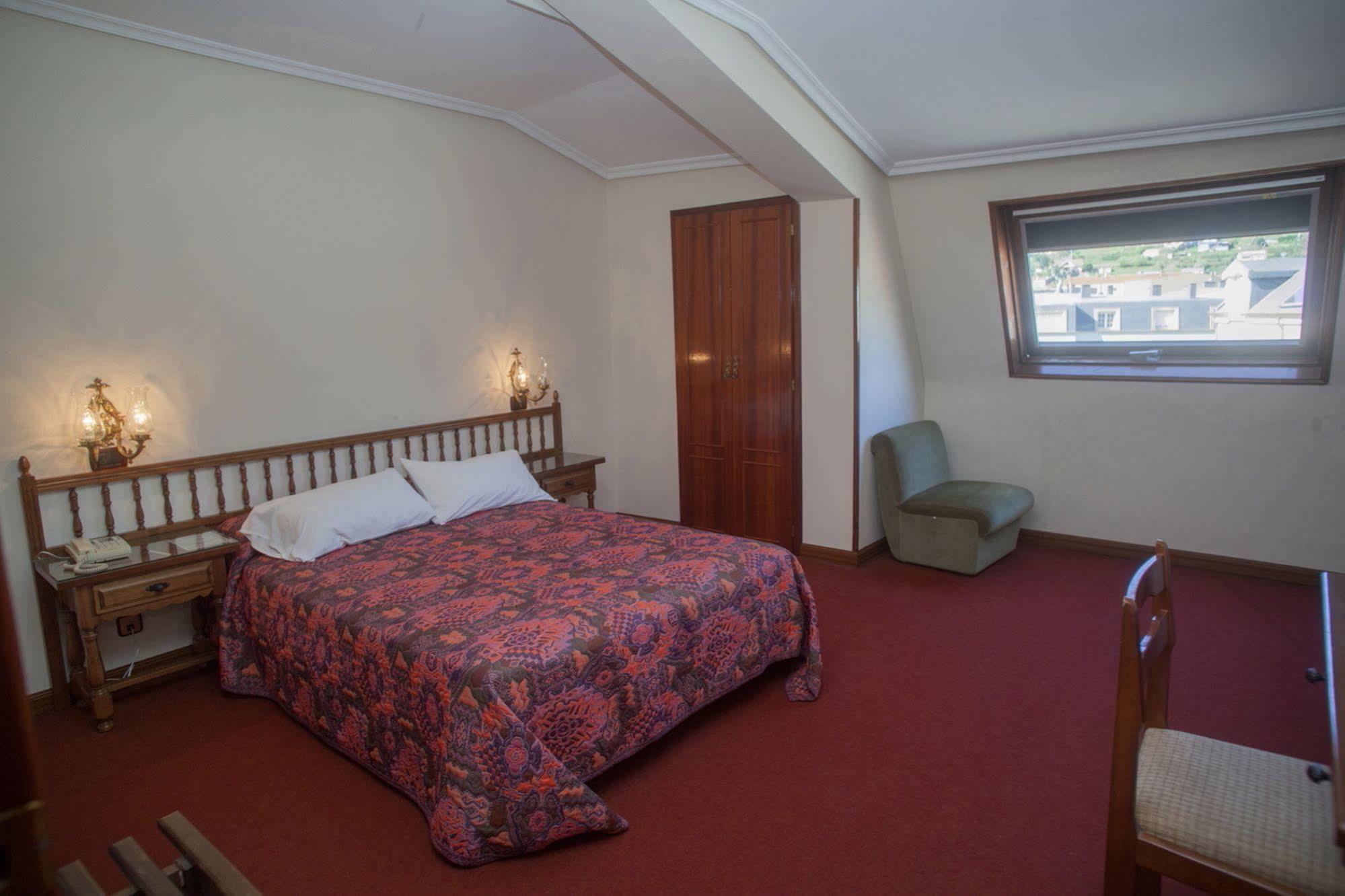 Hospedium Hotel La Marina Costa Da Morte Сее Екстер'єр фото