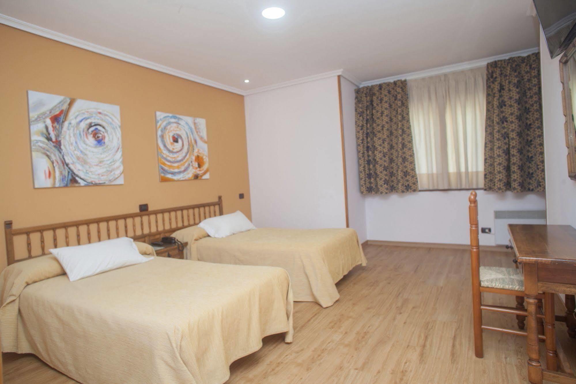 Hospedium Hotel La Marina Costa Da Morte Сее Екстер'єр фото