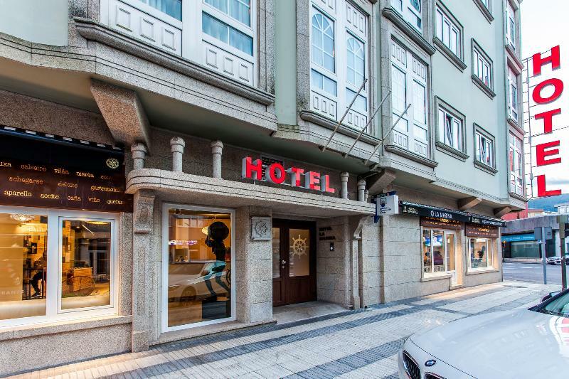 Hospedium Hotel La Marina Costa Da Morte Сее Екстер'єр фото
