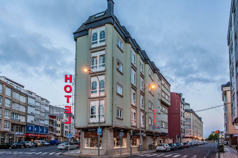 Hospedium Hotel La Marina Costa Da Morte Сее Екстер'єр фото